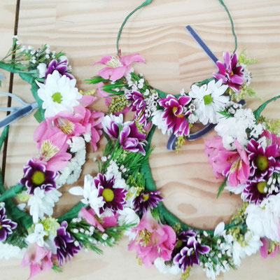taller corona de flores