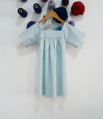 vestido manga kimono para niña