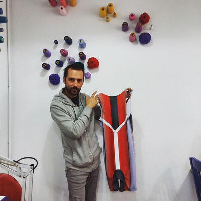 Pablo con su diseño de wrestling