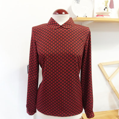 blusa con cuello Peter Pan
