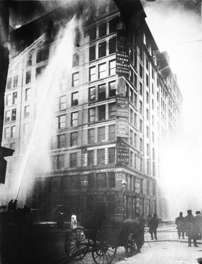 Fábrica textil "Triangle Shirtwaist" 25 de marzo de 1911