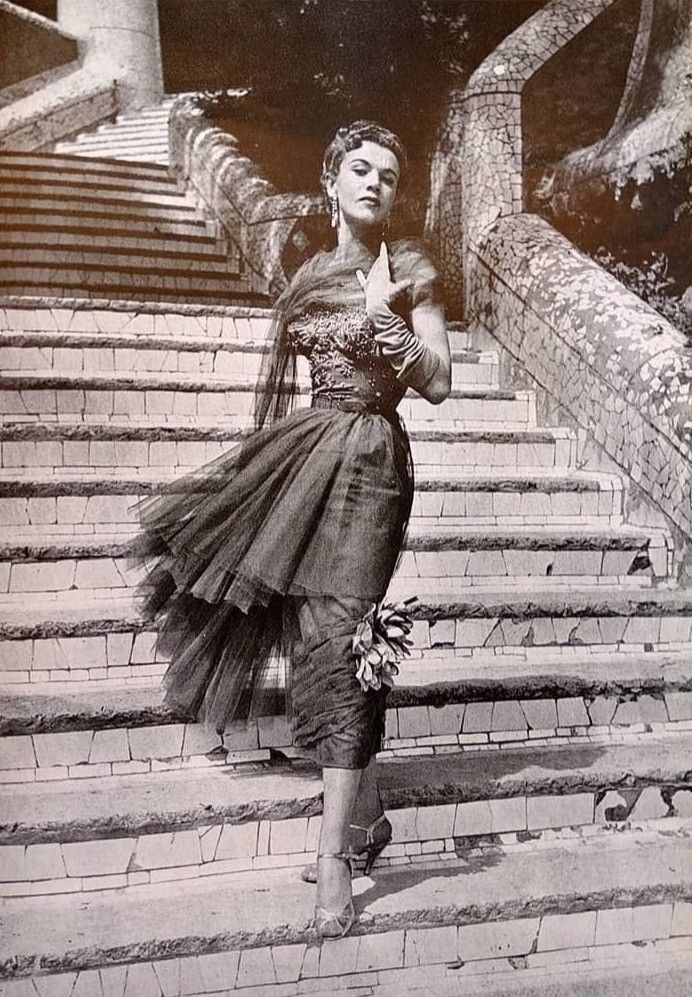 Collection Haute Couture _Printemps _ Eté 1953